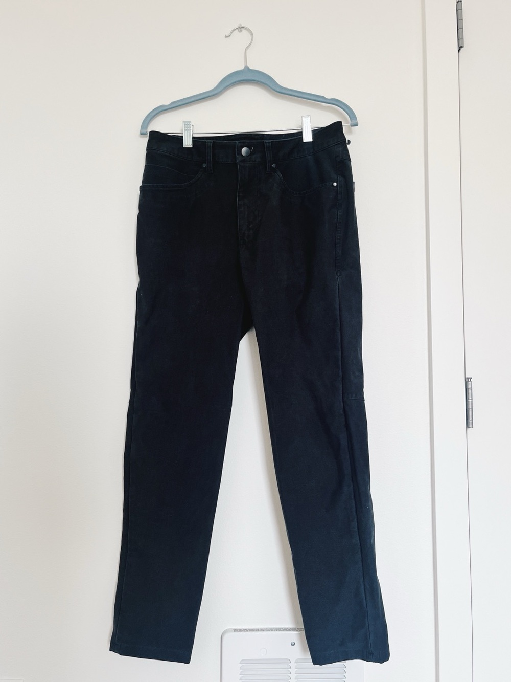 Lululemon Black Slim Fit Pants Size 30
